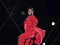 LeBron James Rubs Pregnant Rihanna's Bump at Louis Vuitton Show: Watch
