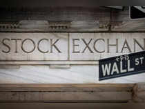 Wall Street ends mixed as inflation data supports rate worries