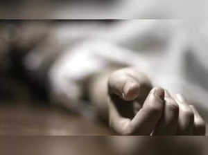 Man murdered in Chikkadpally, hunt on for another vagabond