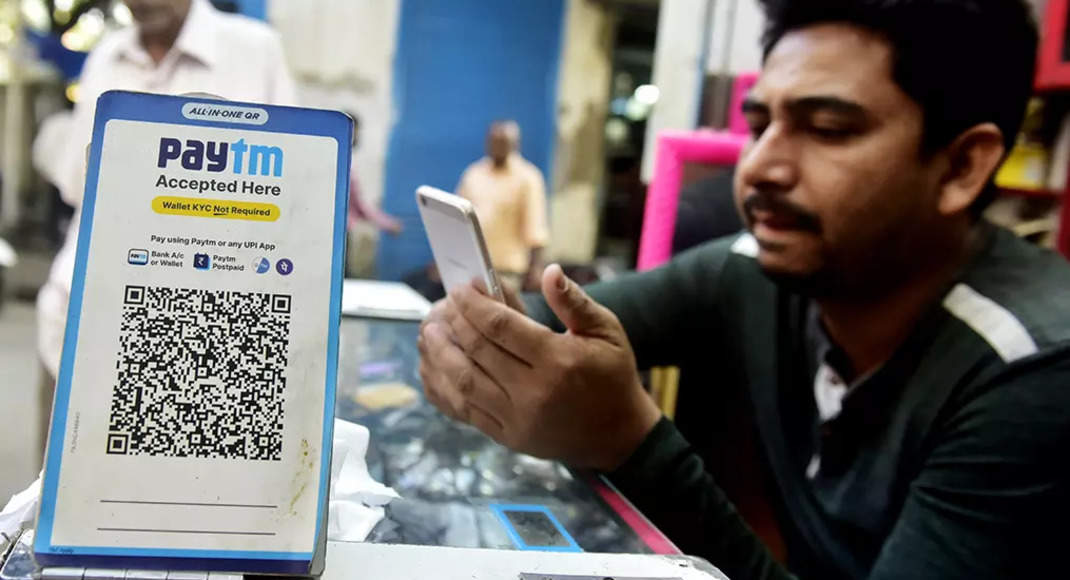 Macquarie’s double upgrade has sparked some interest in Paytm stock. Should you buy?