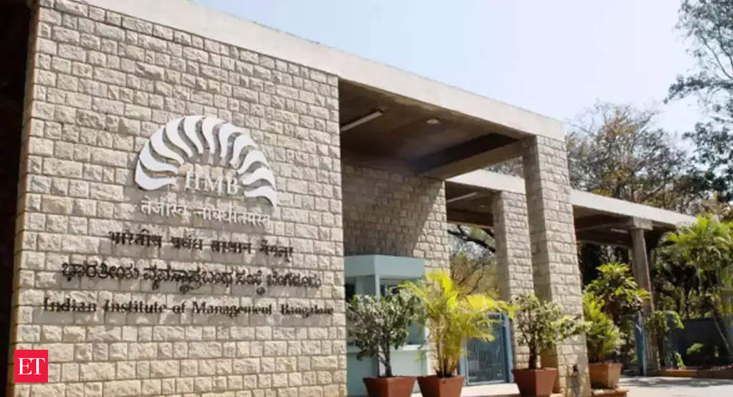 IIM Bangalore wraps up lateral and final placements with 606 offers for 512 students