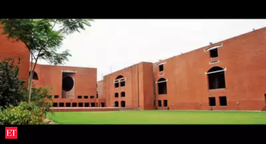 IIM Placements: Essar Group makes highest number of offers in Cluster 2 of IIM Ahmedabad final placements
