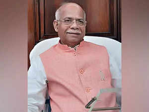 Former Union minister Shiv Pratap Shukla takes oath as Himachal Governor