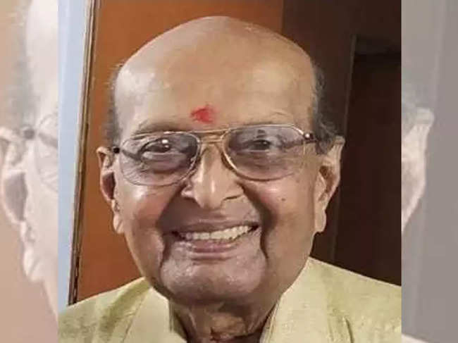 ​SK Bhagavan died due to age-related ailments.
