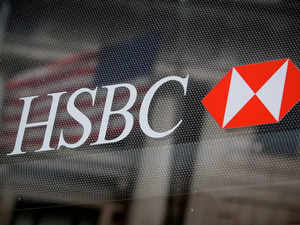 HSBC cuts staff bonus pool, lifts CEO Noel Quinn's total pay