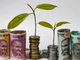 Mutual Funds raise cash holdings amid uncertainties