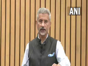 "India 's quest to be a leading power built on investing in relationships": Jaishankar at India International Centre