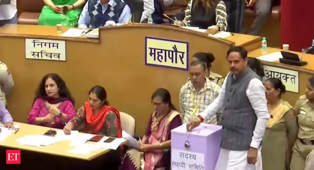 Delhi Mayor agrees for fresh standing committee poll - The Economic Times Video