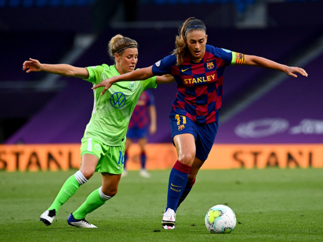 Alexia Putellas of FC Barcelona Femeni with the ball during the News  Photo - Getty Images