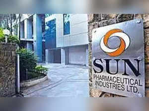 Sun Pharma: Sell | CMP: Rs 1002.65 | Target: Rs 953 | Stop Loss: Rs 1,026