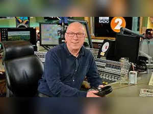 Radio 2 DJ Ken Bruce criticises BBC for early exit, leaves after 46 years. See details
