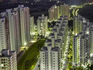 Real estate industry body NAREDCO signs MoUs for giving access to better funding