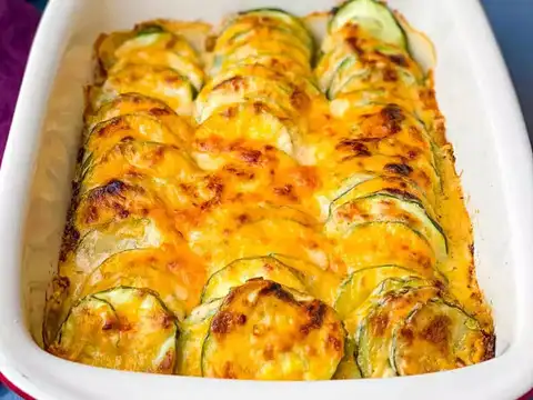 Cheesy Zucchini Potato Au-Gratin