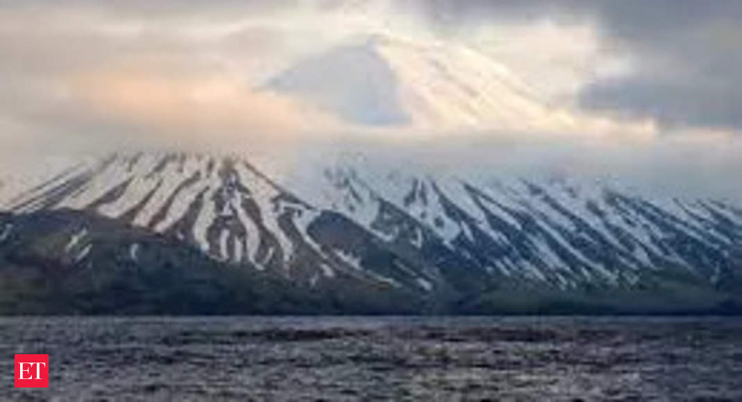 Alaskan volcanoes: Increased earthquake activity at 2 Alaskan volcano may indicate volcanic eruption, alert issued