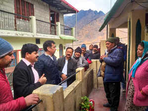 Joshimath: Uttarakhand Congress President Karan Mahara with Uttarakhand Congress...