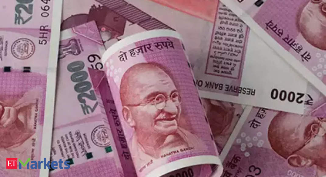 Rupee falls 11 paise to 82.76 against US dollar in early trade