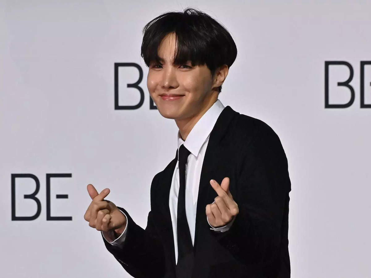 lollapalooza: BTS's J-Hope conquers Lollapalooza with electrifying  performance. Witness the making of history! - The Economic Times