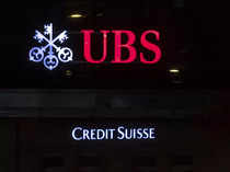UBS seeks Swiss backstop in any Credit Suisse deal