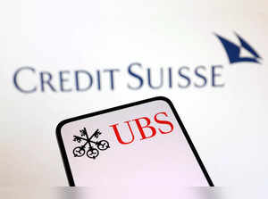 UBS offers to buy Credit Suisse for up to $1 billion: Report