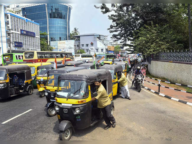 Bengaluru auto drivers to hold 24 hr strike against bike taxis