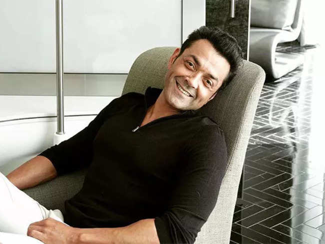 Bollywood celebs extend warm birthday wishes to Bobby Deol