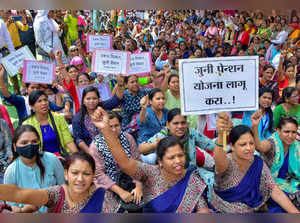 Nagpur: Government employees protest demanding restoration of old pension scheme...