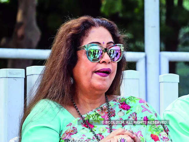 ​Kirron Kher requested those who came in contact with her to get tested as well.​