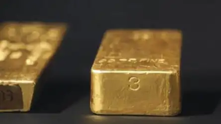 Gold price climbs Rs 450; silver zooms Rs 815