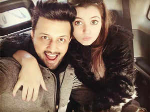 Atif Aslam, wife Sara Bharwana welcome baby girl;  Singer shares her first picture on social media