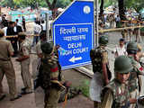 Blast outside Delhi High Court