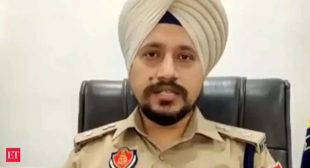 amritpal: Amritpal Singh crackdown: Punjab Police appeals people not to believe rumours regarding Waris Punjab De’ Chief - The Economic Times Video | ET Now