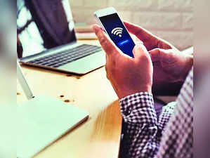 Jio, Airtel Slam Use of Unlicensed Spectrum for IoT & WiFi Services.