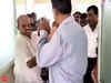 In poll-bound Karnataka, JD(S) MLA S R Srinivas resigns, to join Congress