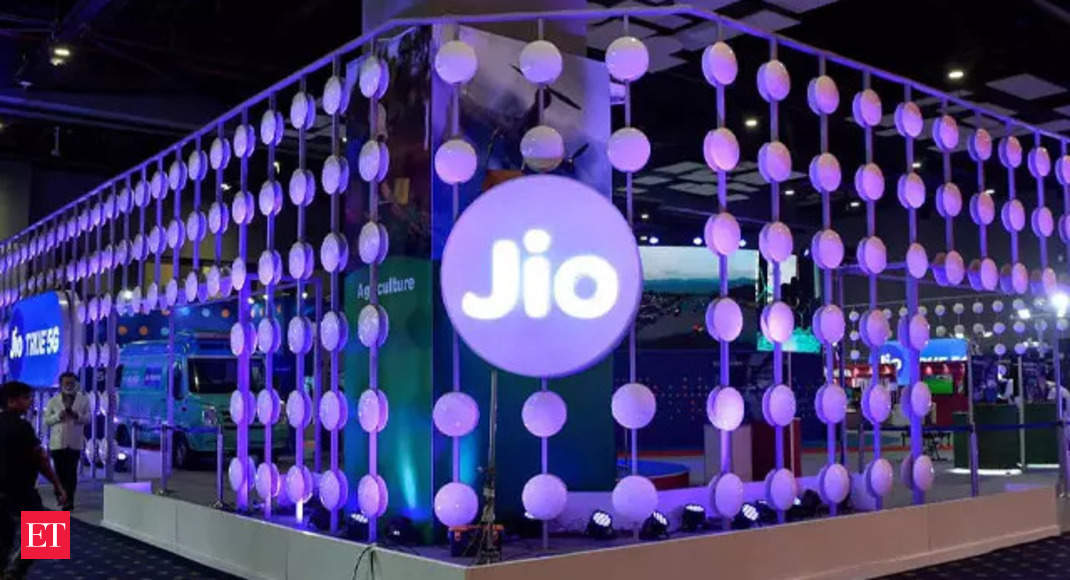 Reliance Jio launches the cheapest broadband plan; Tariff, data packs