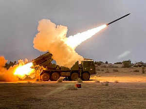 **EDS: IMAGE PROVIDED BY PIB(DEF WING) ON SATURDAY, DEC 11, 2021** Pokhran: The ...