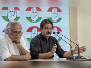 New Delhi: Congress leader Jairam Ramesh and KC Venugopal during media briefing ...