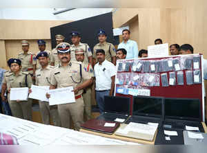 Cyberabad police bust data theft gang