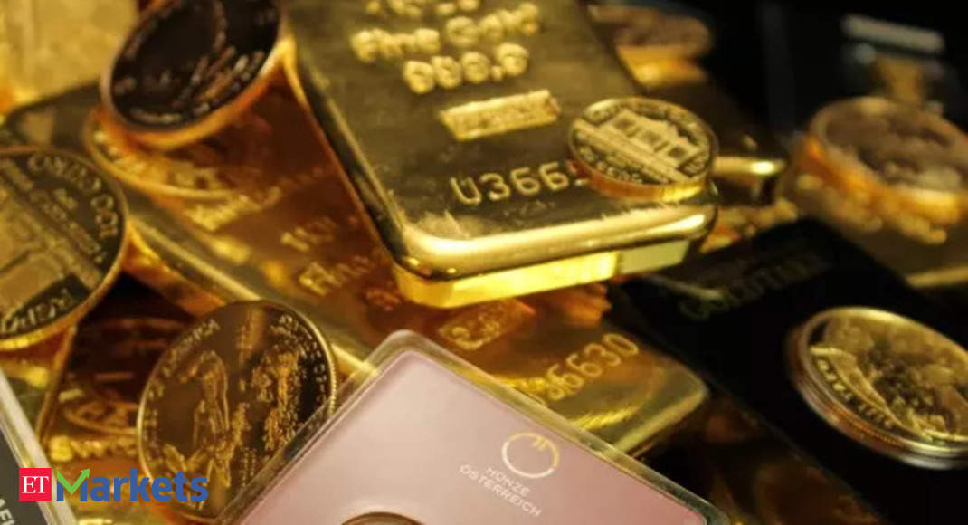 Gold prices hit lifetime high of Rs 61,145 on MCX, up 11% YTD