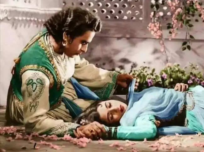 ​The freeze frame from the cult classic 'Mughal-e-Azam' 63 years ago is today a template for memes aplenty, echoing everyday news, concerns and even societal trends. ​