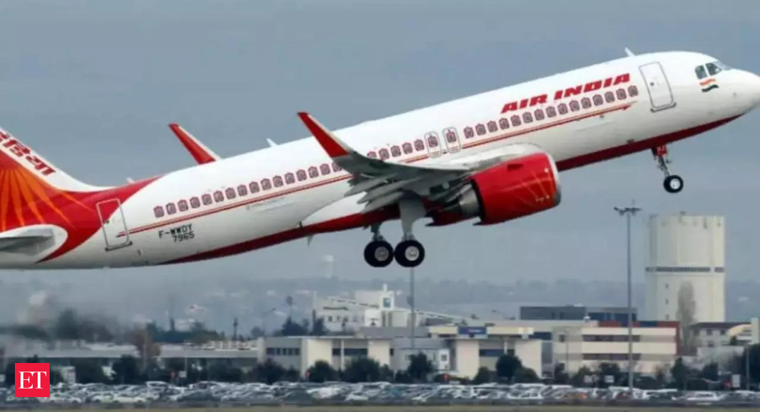 Air India staff onboarding: Air India onboards more than 3,800 staff in six  months - The Economic Times