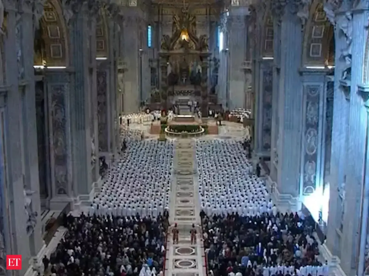 francis: Watch: Pope Francis leads holy mass at Vatican - The Economic ...