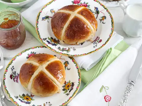 Hot Cross Buns