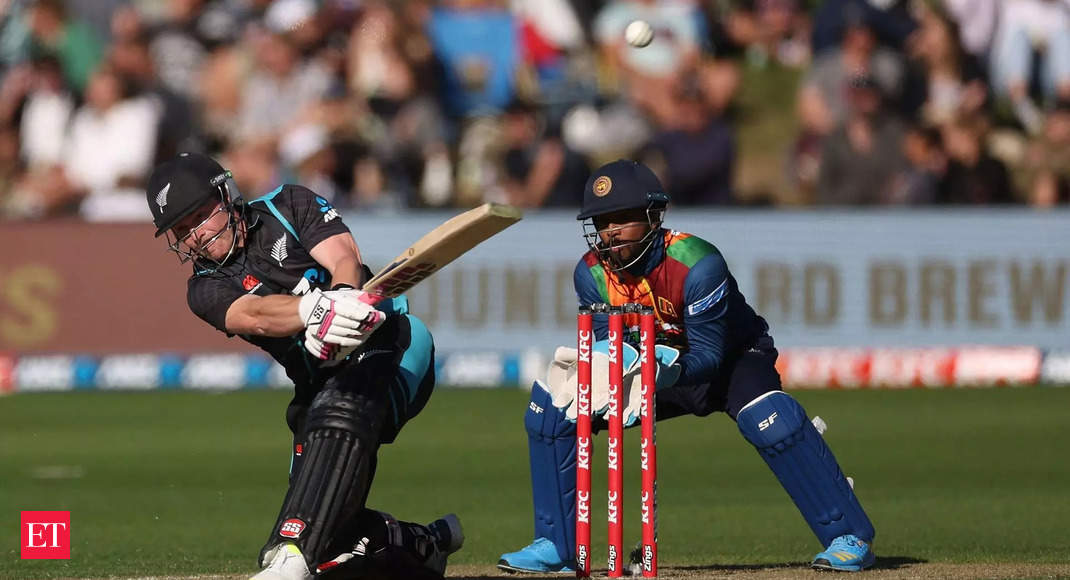 New Zealand beats Sri Lanka by 4 wickets to win T20 series