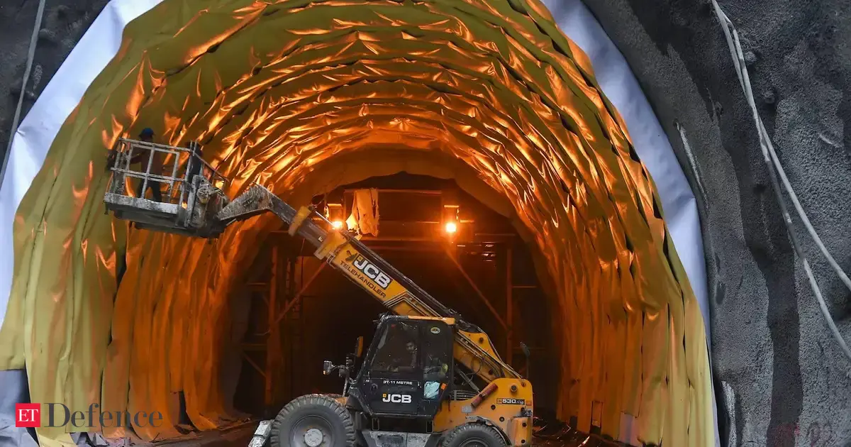 Zojila tunnel Work on Zojila tunnel in full swing, over 40 pc drilling