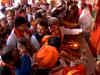 CM Shinde, Dy CM Fadnavis visit Hanuman Garhi Temple in Ayodhya, watch!