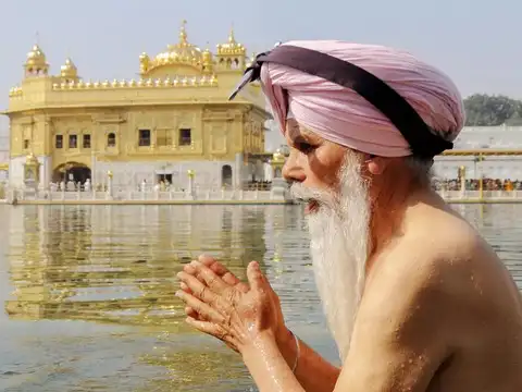 Holy dip