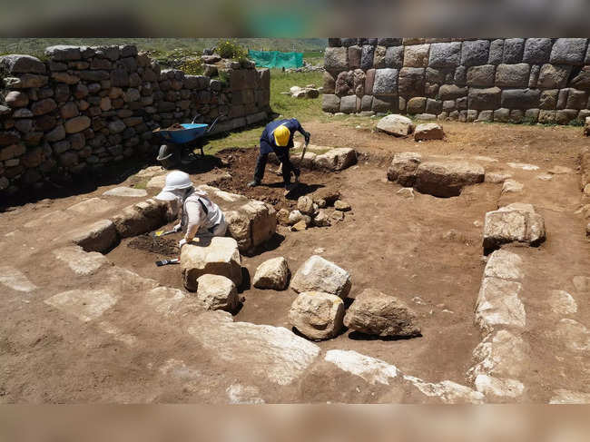 Ancient ceremonial Inca bathroom discovered, in Huanuco