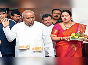 JD(S) releases 2nd list of 49 candidates, overlooks Deve Gowda's daughter-in-law Bhavani