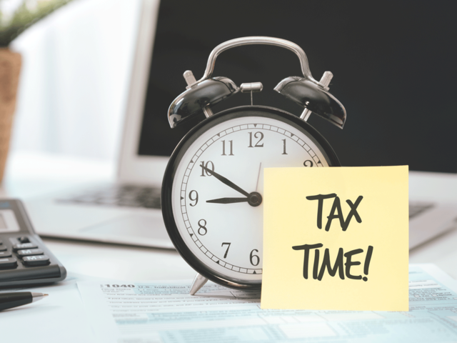 Can you choose the old tax regime in FY24?