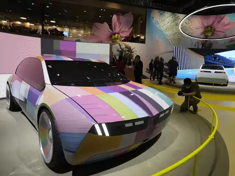 ​BMW  concept car Dee